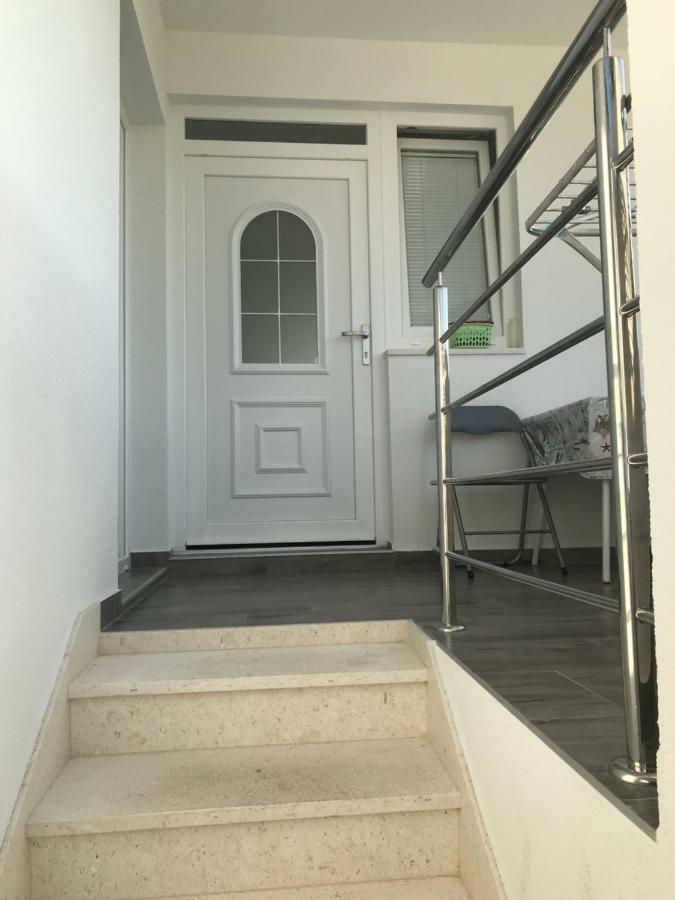 Apartment Santa Marina Primosten Ngoại thất bức ảnh