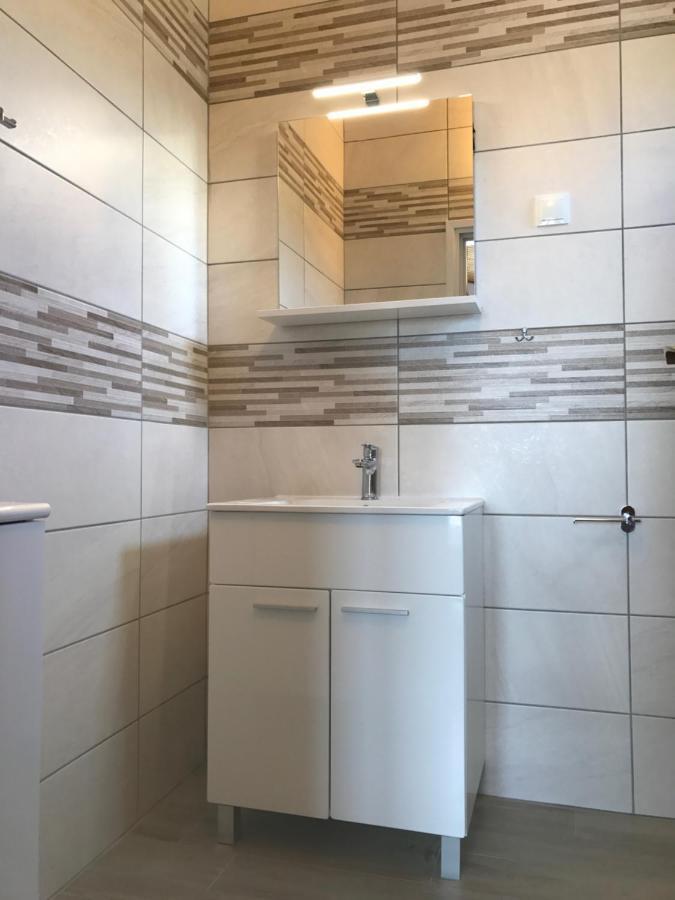 Apartment Santa Marina Primosten Ngoại thất bức ảnh